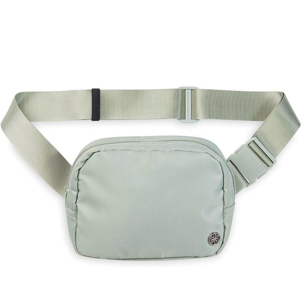 Gaiam Sidekick Waist Pack Storage Belt Bag Lightweight Pouch Gym & Studio Celery